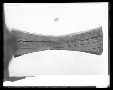  <em>Dovetail</em>, ca. 1539-1075 B.C.E. Wood Brooklyn Museum, Charles Edwin Wilbour Fund, 37.468E. Creative Commons-BY (Photo: Brooklyn Museum, 37.468E_NegA_SL4.jpg)