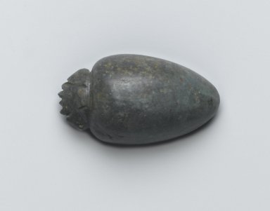  <em>Heart Amulet with Head of a Scarab</em>, ca. 1539-1190 B.C.E. Jade (probably), 9/16 x 1 1/16 x 1 7/8 in. (1.5 x 2.7 x 4.8 cm). Brooklyn Museum, Charles Edwin Wilbour Fund, 37.492E. Creative Commons-BY (Photo: Brooklyn Museum, 37.492E_top_PS2.jpg)