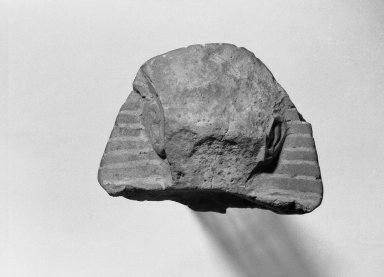  <em>Fragmentary Shabti</em>, ca. 1352–1336 B.C.E. Faience, 1 13/16 × 2 3/8 × 1 5/16 in. (4.6 × 6 × 3.4 cm). Brooklyn Museum, Charles Edwin Wilbour Fund, 37.559. Creative Commons-BY (Photo: Brooklyn Museum, 37.559_bw.jpg)