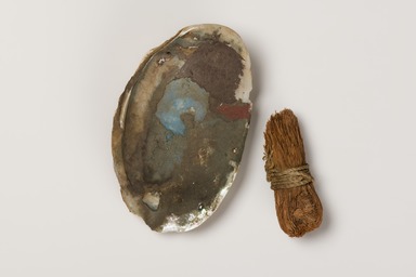  <em>Shell with Pigments and Brush</em>. Shell, palm fiber, Egyptian blue pigment, red ochre pigment, umber pigment, shell: 5/8 × 3 5/16 × 5 5/16 in. (1.6 × 8.4 × 13.5 cm). Brooklyn Museum, Charles Edwin Wilbour Fund, 37.667Ea-b. Creative Commons-BY (Photo: Brooklyn Museum, 37.667Ea-b_PS20.jpg)