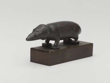  <em>Shrew Mouse from a Coffin</em>, 664-332 B.C.E. Bronze, 1 x 1 1/2 x 3 3/16 in. (2.6 x 3.8 x 8.1 cm). Brooklyn Museum, Charles Edwin Wilbour Fund, 37.690E. Creative Commons-BY (Photo: Brooklyn Museum, 37.690E_threequarter_PS2.jpg)