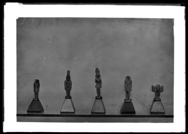  <em>Horus Amulet</em>, 664-343 B.C.E. Faience Brooklyn Museum, Charles Edwin Wilbour Fund, 37.1040E. Creative Commons-BY (Photo: , 37.956E_37.1011E_37.1015E_37.1040E_37.1071E_GrpA_SL4.jpg)