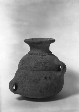  <em>Water Jar</em>. Clay Brooklyn Museum, Museum Expedition 1938, Dick S. Ramsay Fund, 38.593. Creative Commons-BY (Photo: Brooklyn Museum, 38.593_acetate_bw.jpg)