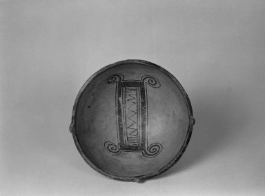  <em>Cup</em>. Clay Brooklyn Museum, Museum Expedition 1938, Dick S. Ramsay Fund, 38.607. Creative Commons-BY (Photo: Brooklyn Museum, 38.607_acetate_bw.jpg)