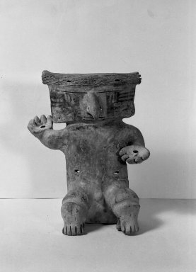  <em>Male Sculpture</em>. Clay Brooklyn Museum, Museum Expedition 1938, Dick S. Ramsay Fund, 38.613. Creative Commons-BY (Photo: Brooklyn Museum, 38.613_view1_acetate_bw.jpg)