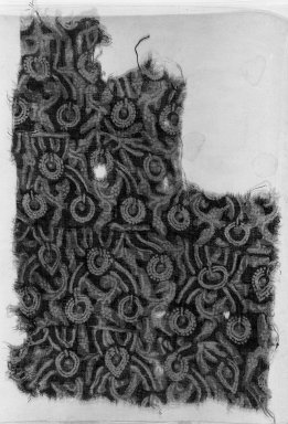  <em>Textile Fragment with Vermiculated Pattern</em>, 14th-15th century. Painted cotton, 12 5/8 x 8 1/4 in. (32 x 21 cm). Brooklyn Museum, Charles Edwin Wilbour Fund, 38.835. Creative Commons-BY (Photo: Brooklyn Museum, 38.835_acetate_bw.jpg)