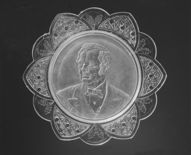  <em>Plate (Thomas Hendricks)</em>, 1884–1889. Glass, 1 1/8 x 11 3/8 x 11 3/8 in. (2.9 x 28.9 x 28.9 cm). Brooklyn Museum, Gift of Mrs. William Greig Walker by subscription, 40.161. Creative Commons-BY (Photo: Brooklyn Museum, 40.161_bw.jpg)