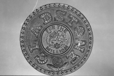  <em>Plate</em>, 1898. Glass, 5 in. (12.7 cm). Brooklyn Museum, Gift of Mrs. William Greig Walker by subscription, 40.205. Creative Commons-BY (Photo: Brooklyn Museum, 40.205_acetate_bw.jpg)