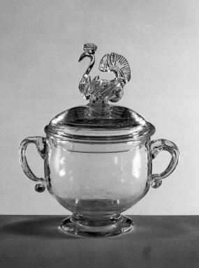 American. <em>Sugar Bowl and Cover</em>, 18th century. Glass, 7 7/8 x 6 5/8 in. (20 x 16.8 cm). Brooklyn Museum, Dick S. Ramsay Fund, 40.7a-b. Creative Commons-BY (Photo: Brooklyn Museum, 40.7a-b_acetate_bw.jpg)