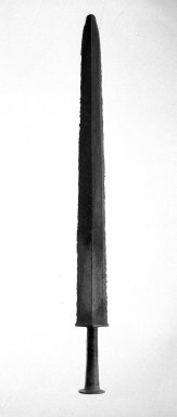  <em>Sword from Tomb</em>, 475-221 B.C. Bronze, 1 15/16 x 21 7/16 in. (5 x 54.5 cm). Brooklyn Museum, 41.969. Creative Commons-BY (Photo: Brooklyn Museum, 41.969_bw.jpg)