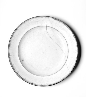 American. <em>Plate</em>. Earthenware Brooklyn Museum, Gift of Arthur W. Clement, 43.128.71. Creative Commons-BY (Photo: Brooklyn Museum, 43.128.71_bw.jpg)