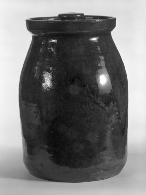 American. <em>Jar</em>, early 19th century. Earthenware, 7 1/4 in. (18.4 cm). Brooklyn Museum, Gift of Arthur W. Clement, 43.128.90. Creative Commons-BY (Photo: Brooklyn Museum, 43.128.90_bw.jpg)