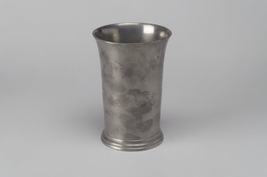 Richard Bennett. <em>Beaker</em>, 1760–1782. Pewter, 5 1/4 x 3 5/8 x 3 5/8 in. (13.3 x 9.2 x 9.2 cm). Brooklyn Museum, Designated Purchase Fund, 45.10.123. Creative Commons-BY (Photo: Brooklyn Museum, 45.10.123.jpg)