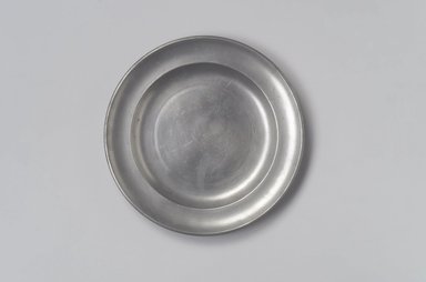 Blakeslee Barns. <em>Plate</em>, 1813-1817. Pewter, 3/4 x 7 7/8 x 7 7/8 in. (1.9 x 20 x 20 cm). Brooklyn Museum, Designated Purchase Fund, 45.10.175. Creative Commons-BY (Photo: Brooklyn Museum, 45.10.175.jpg)
