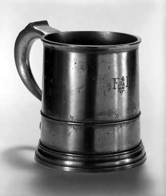 Benjamin Day. <em>Lidless Tankard</em>, 1744-1757. Pewter, 5 5/8 x 7 3/8 x 5 in. (14.3 x 18.7 x 12.7 cm). Brooklyn Museum, Designated Purchase Fund, 45.10.41. Creative Commons-BY (Photo: Brooklyn Museum, 45.10.41_bw.jpg)