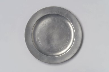 Nathaniel Austin. <em>Plate</em>, 1763–1807. Pewter, 1/2 x 8 7/8 x 8 7/8 in. (1.3 x 22.5 x 22.5 cm). Brooklyn Museum, Designated Purchase Fund, 45.10.7. Creative Commons-BY (Photo: Brooklyn Museum, 45.10.7.jpg)