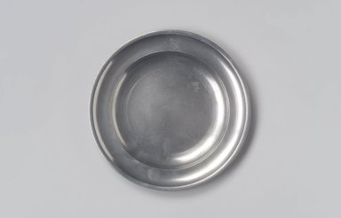 Thomas Danforth Boardman (American, 1784-1873). <em>Plate</em>, 1805-1820. Pewter, 3/4 x 7 3/4 x 7 3/4 in. (1.9 x 19.7 x 19.7 cm). Brooklyn Museum, Designated Purchase Fund, 45.10.77. Creative Commons-BY (Photo: Brooklyn Museum, 45.10.77.jpg)