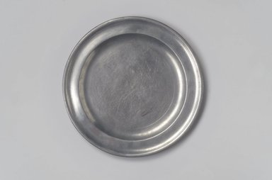 Nathaniel Austin. <em>Plate</em>, 1763-1807. Pewter, 1/2 x 8 3/4 x 8 3/4 in. (1.3 x 22.2 x 22.2 cm). Brooklyn Museum, Designated Purchase Fund, 45.10.8. Creative Commons-BY (Photo: Brooklyn Museum, 45.10.8.jpg)