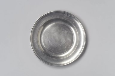 Joseph Danforth. <em>Plate</em>, 1780–1788. Pewter, 3/4 x 8 x 8 in. (1.9 x 20.3 x 20.3 cm). Brooklyn Museum, Designated Purchase Fund, 45.10.87. Creative Commons-BY (Photo: Brooklyn Museum, 45.10.87.jpg)