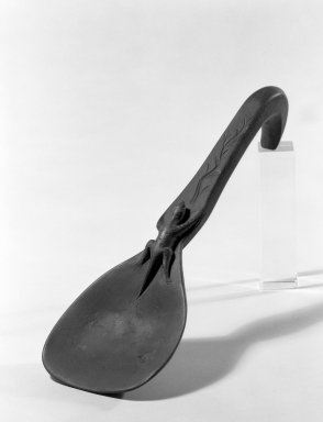 Ottawa. <em>Spoon with Salamander Figure and Floral Design</em>. Wood, pigment, 12 1/8 x 4 1/4 in.  (30.8 x 10.8 cm). Brooklyn Museum, By exchange, 46.100.1. Creative Commons-BY (Photo: Brooklyn Museum, 46.100.1_bw.jpg)