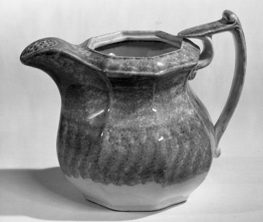 American. <em>Teapot</em>, circa 1840. Earthenware, 5 1/4 in. (13.3 cm). Brooklyn Museum, By exchange, 46.10. Creative Commons-BY (Photo: Brooklyn Museum, 46.10_acetate_bw.jpg)