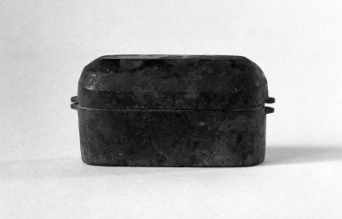  <em>Small Box</em>. Bronze, 5.5 x 3.5 x 11.2 cm (5.5 x 3.5 x 11.2 cm). Brooklyn Museum, 48.71.1a-b. Creative Commons-BY (Photo: Brooklyn Museum, 48.71.1a-b_bw.jpg)