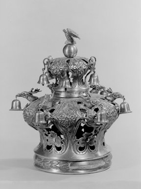 J. Szekman. <em>Torah Crown</em>, 1860. Silver, 11 5/8 x 11 3/4 x 11 3/4 in. (29.5 x 29.8 x 29.8 cm). Brooklyn Museum, Purchased with funds given by S. Ralph Lazrus, 49.228.15. Creative Commons-BY (Photo: Brooklyn Museum, 49.228.15_bw.jpg)