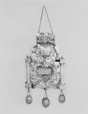  <em>Torah Breastplate</em>, ca. 1760. Silver, 17 7/8 x 9 5/8 x 2 in. (45.4 x 24.4 x 5.1 cm). Brooklyn Museum, Purchased with funds given by Moses Ginsburg, 49.228.9. Creative Commons-BY (Photo: Brooklyn Museum, 49.228.9_edited_SL3.jpg)