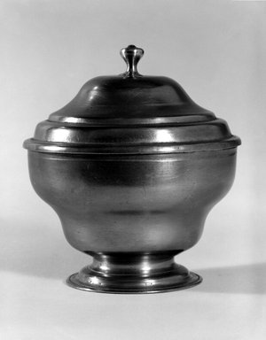 Unknown. <em>Sugar Bowl with Lid</em>, 1770–1810. Pewter, 4 7/8 x 4 1/2 x 4 1/2 in. (12.4 x 11.4 x 11.4 cm). Brooklyn Museum, Bequest of Mrs. William Sterling Peters, 50.141.86a-b. Creative Commons-BY (Photo: Brooklyn Museum, 50.141.86_bw.jpg)