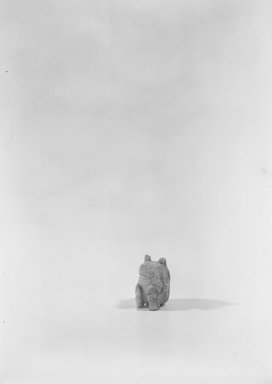  <em>Crouching Bear</em>, 1600-1046 B.C.E. Marble, traces of mercuric oxide (cinnabar), 1 11/16 x 1 x 1 5/16 in. (4.3 x 2.6 x 3.4 cm). Brooklyn Museum, Gift of Mr. and Mrs. Alastair B. Martin, the Guennol Collection, 51.136. Creative Commons-BY (Photo: Brooklyn Museum, 51.136_acetate_bw.jpg)
