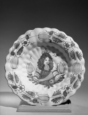 British. <em>Lambeth Delft Charger</em>, late 17th century., 13 in. (33 cm). Brooklyn Museum, Gift of Rembrandt Club and Museum Collection Fund, 52.10. Creative Commons-BY (Photo: Brooklyn Museum, 52.10_acetate_bw.jpg)