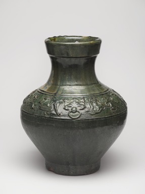  <em>Ewer (Hu)</em>, 100 B.C.E.-C.E. 100. Earthenware with lead glaze, 12 x 9 15/16 in. (30.5 x 25.3 cm). Brooklyn Museum, The William E. Hutchins Collection, Bequest of Augustus S. Hutchins, 52.49.25. Creative Commons-BY (Photo: , 52.49.25_PS9.jpg)
