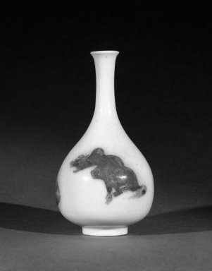  <em>Bottle</em>, 17th century. Porcelain, 5 1/2 x 2 11/16 in. (13.9 x 6.9 cm). Brooklyn Museum, The William E. Hutchins Collection, Bequest of Augustus S. Hutchins, 52.49.40. Creative Commons-BY (Photo: Brooklyn Museum, 52.49.40_bw.jpg)