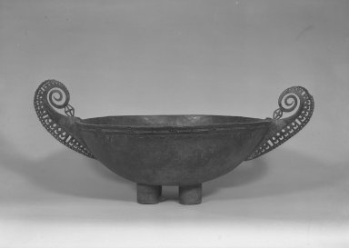 Matankol. <em>Food Bowl</em>, 19th century. Wood, parinarium nut paste, 23 x 56 1/2 x 36 3/4 in. (58.4 x 143.5 x 93.3 cm). Brooklyn Museum, A. Augustus Healy Fund and Museum Collection Fund, 52.52. Creative Commons-BY (Photo: Brooklyn Museum, 52.52_acetate_bw.jpg)