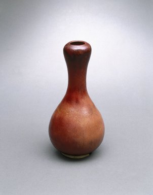 Attributed to Hugh C. Robertson (American, 1844-1908). <em>Vase</em>, last quarter 19th century. Stoneware Brooklyn Museum, Gift of Mrs. Charles Messer Stow, 53.257.1. Creative Commons-BY (Photo: Brooklyn Museum, 53.257.1_SL1.jpg)