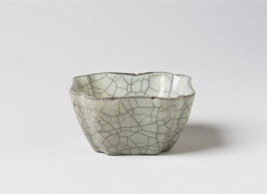  <em>Square Flower-Shaped Washer</em>, 1271-1368. Ceramic, glaze, 1 1/2 × 3 1/2 × 3 in. (3.8 × 8.9 × 7.6 cm). Brooklyn Museum, Gift of Samuel P. Avery, by exchange, 53.51. Creative Commons-BY (Photo: , 53.51_PS11.jpg)