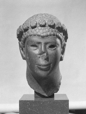  <em>Head of a Man with a Rosette Diadem</em>, 30 B.C.E.–14 C.E. Basalt, Height: 15 7/16 in. (39.2 cm). Brooklyn Museum, Charles Edwin Wilbour Fund, 55.120. Creative Commons-BY (Photo: Brooklyn Museum, 55.120_bw_SL1.jpg)