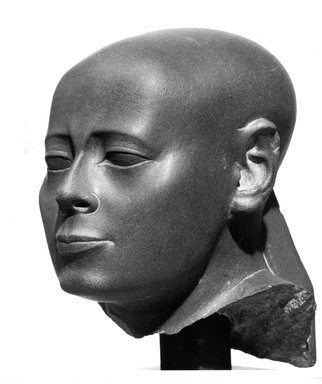  <em>Head of Wesirwer, Priest of Montu</em>, ca. 380-342 B.C.E. Schist, 6 x 3 1/2 x 4 1/2 in. (15.2 x 8.9 x 11.4 cm). Brooklyn Museum, Charles Edwin Wilbour Fund, 55.175. Creative Commons-BY (Photo: Brooklyn Museum, 55.175_NegA_print_SL4.jpg)