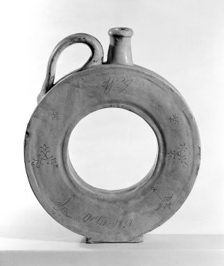 American. <em>Mower's Flask</em>. Brooklyn Museum, Purchased with funds given by the Jerome Levy Foundation, 56.132. Creative Commons-BY (Photo: Brooklyn Museum, 56.132_bw.jpg)