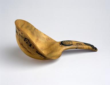 Iñupiaq. <em>Horn Ladle</em>, late 19th century. Horn (possibly mountain sheep)
, 3 13/16 × 11 1/4 × 7 1/16 in. (9.7 × 28.6 × 17.9 cm). Brooklyn Museum, Gift of Arturo and Paul Peralta-Ramos, 56.6.30. Creative Commons-BY (Photo: Brooklyn Museum, 56.6.30_SL1.jpg)