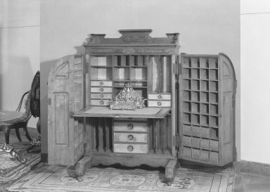 Wooten Desk Company. <em>Desk</em>, Patented 1874. Walnut and maple woods, 65 x 90 x 26 in. (165.1 x 228.6 x 66 cm). Brooklyn Museum, Gift of Louis Joughin in memory of James L. Joughin, M.D., 58.133. Creative Commons-BY (Photo: Brooklyn Museum, 58.133_acetate_bw.jpg)