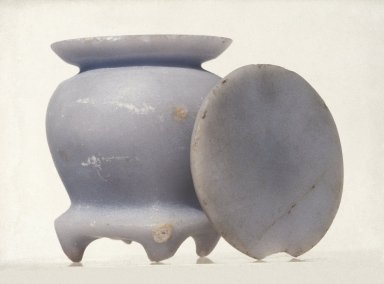  <em>Kohl Pot</em>, ca. 1938-1700 B.C.E. Anhydrite, 3 1/16 x 2 3/8 in. (7.8 x 6 cm). Brooklyn Museum, Charles Edwin Wilbour Fund, 58.78.1a-b. Creative Commons-BY (Photo: Brooklyn Museum, 58.78.1a-b_SL1.jpg)