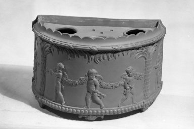 Wedgwood & Bentley (1768-1780). <em>Bulb Pot</em>, ca.1780. Cream ware, a: 5 5/8 x 9 1/2 x 4 1/2 in. (14.3 x 24.1 x 11.4 cm). Brooklyn Museum, Gift of Emily Winthrop Miles, 60.198.13a-b. Creative Commons-BY (Photo: Brooklyn Museum, 60.198.13a_acetate_bw.jpg)