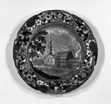 Joseph Stubbs (1790-1829). <em>Plate, Scalloped Shape</em>, ca. 1810-1820. Earthenware, Base: 6 3/8 in. (16.2 cm). Brooklyn Museum, Gift of Mrs. William C. Esty, 60.213.202. Creative Commons-BY (Photo: Brooklyn Museum, 60.213.202_bw.jpg)
