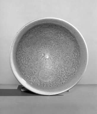  <em>Bowl</em>, 960-1279. Porcelain stoneware, 3 1/2 x 8 7/16 in. (8.9 x 21.5 cm). Brooklyn Museum, Gift of Faith D. and Arthur J. Waterman in memory of Arthur J. Waterman, 61.167. Creative Commons-BY (Photo: Brooklyn Museum, 61.167_acetate_bw.jpg)