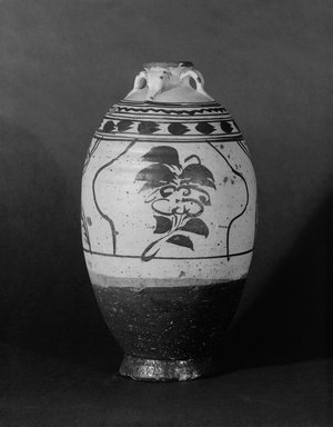  <em>Vase with 4 Handles</em>, 1279-1368. Porcelain, 14 3/16 x 8 1/16 in. (36 x 20.5 cm). Brooklyn Museum, Gift from the collection of Edward A. Behr, 61.203. Creative Commons-BY (Photo: Brooklyn Museum, 61.203_bw.jpg)
