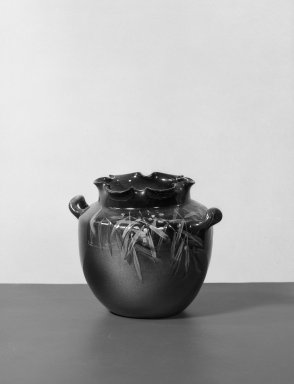 Rookwood Pottery Company (1880–1967). <em>Vase</em>, ca. 1893. Earthenware, 3 15/16 x 4 15/16 x 4 1/8 in. (10 x 12.5 x 10.5 cm). Brooklyn Museum, Gift of Alfred M. F. Kiddle, 62.102.7. Creative Commons-BY (Photo: Brooklyn Museum, 62.102.7_acetate_bw.jpg)