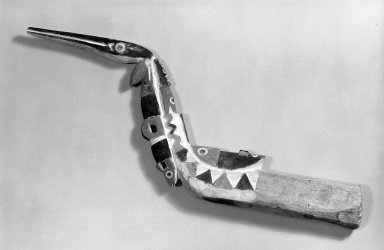  <em>Canoe Prow Ornament in Shape of Bird</em>, 20th century. Wood, pigment, 24 13/16 x 3 9/16 in. (63 x 9 cm). Brooklyn Museum, Gift of Stanley Ross, 62.55.8. Creative Commons-BY (Photo: Brooklyn Museum, 62.55.8_acetate_bw.jpg)