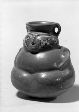  <em>Effigy Jar</em>. Ceramic, 6 7/8 x 5 7/8 x 3 3/8 in. (17.5 x 15 x 8.5 cm). Brooklyn Museum, Carll H. de Silver Fund, 64.51.2. Creative Commons-BY (Photo: Brooklyn Museum, 64.51.2_acetate_bw.jpg)