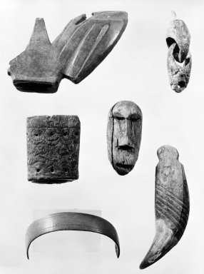 Eskimo (Arctic, unidentified). <em>Circular Section of Vertebrate incised with lines and circles</em>, pre-1800. Bone (vertebra), (4.9 cm). Brooklyn Museum, By exchange, 66.63.37. Creative Commons-BY (Photo: , 66.63.29_66.63.1_66.63.28_66.63.18_66.63.37_66.63.16_bw.jpg)